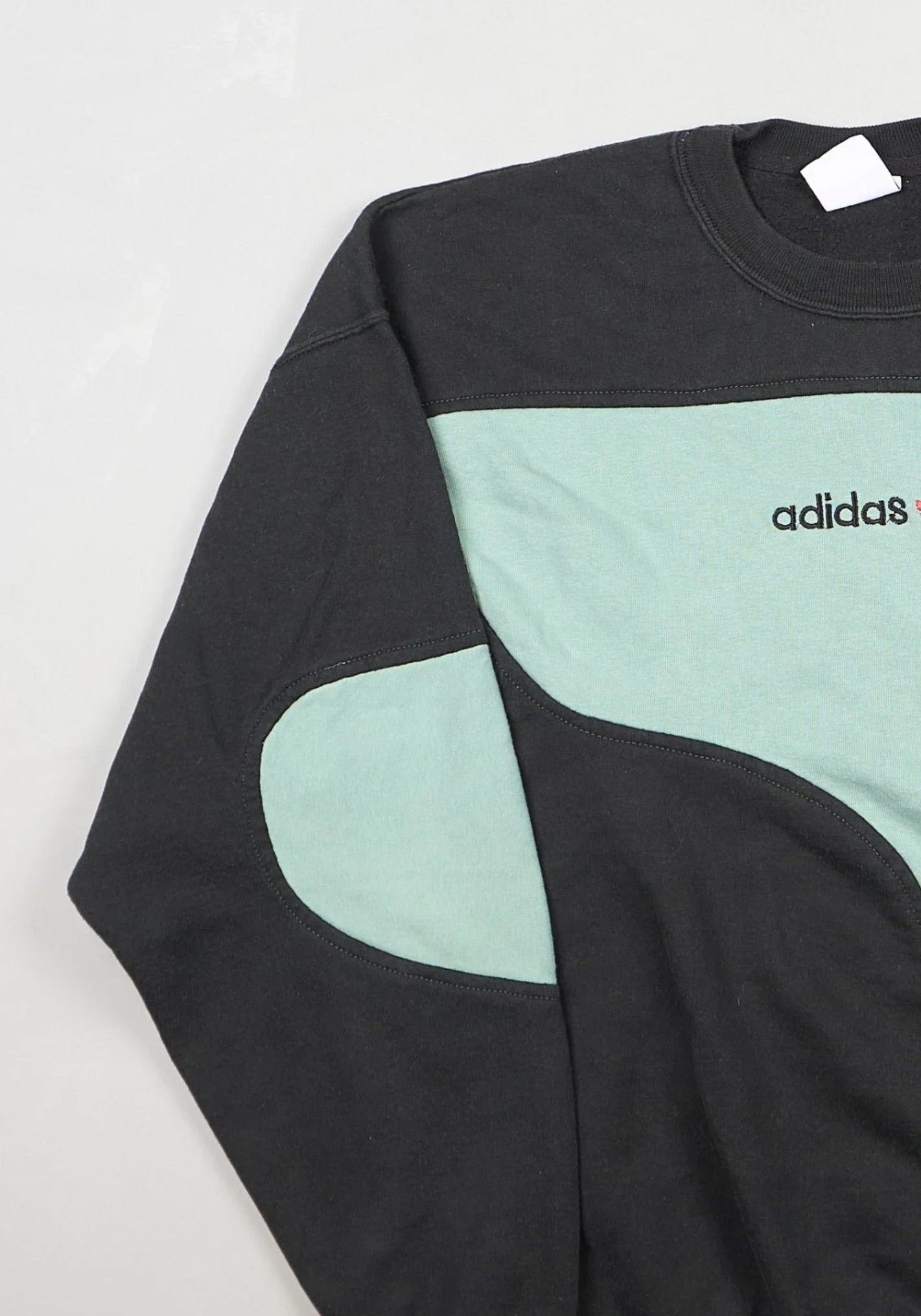 Adidas - Sweatshirt (L)